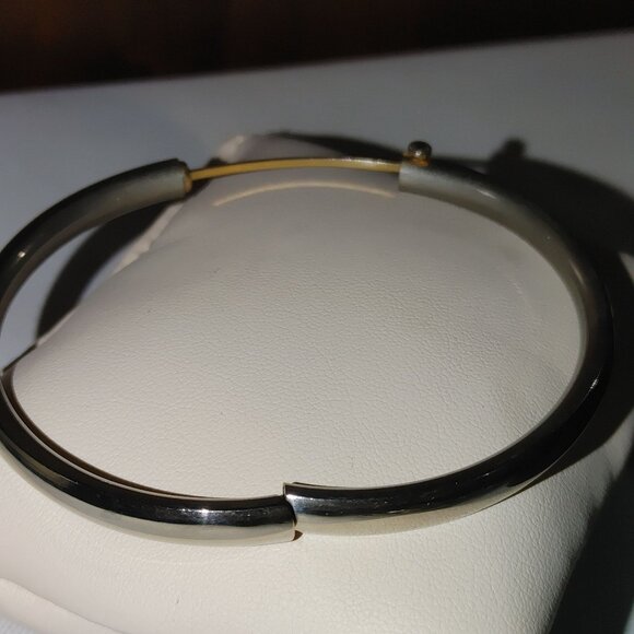 1950s White Silver Tone Bangle Bracelet Vintage Polished Brushed Hinged Clasp - Picture 6 of 12